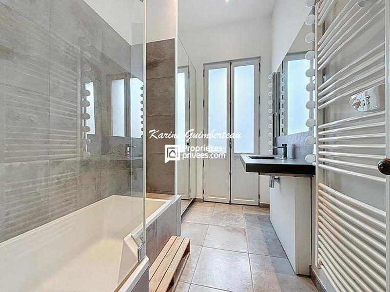 Propriété - 182 m² - 7 pièces