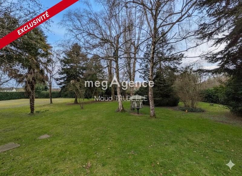 Maison - 408 m² - 14 pièces