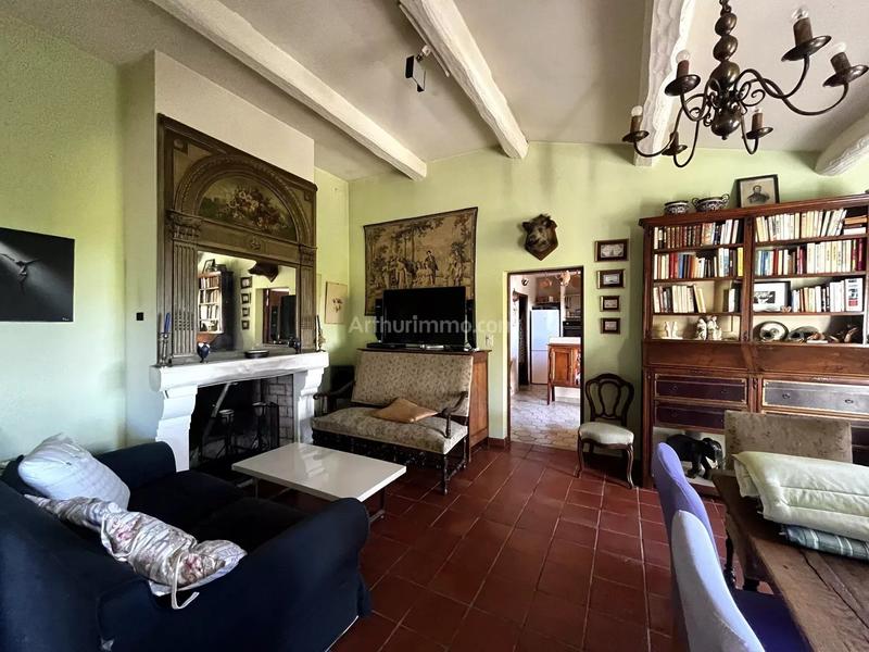 Maison - 261 m² - 7 pièces