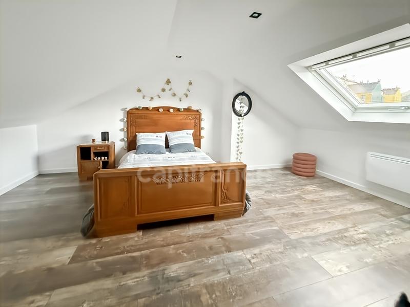 Maison - 153 m² - 7 pièces