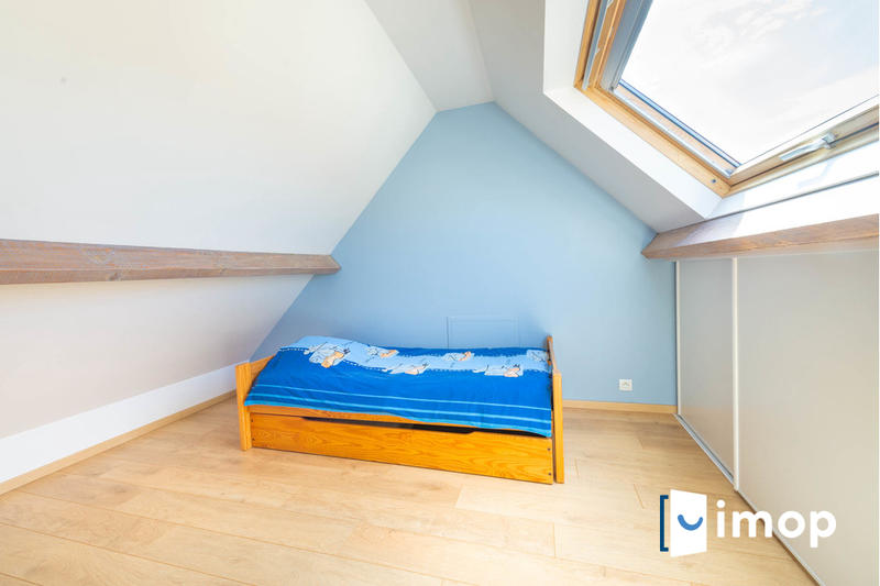 Maison - 189 m² - 7 pièces