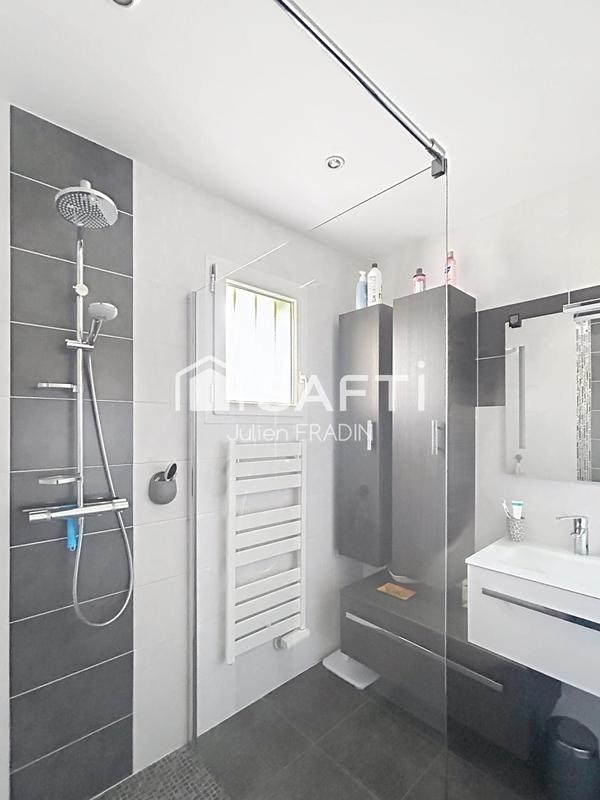 Maison - 139 m² - 7 pièces