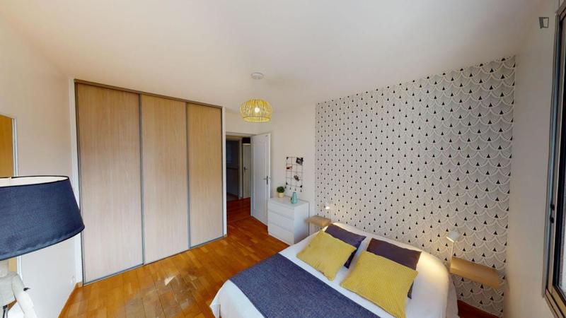 Chambre - 12 m² - 4 pièces