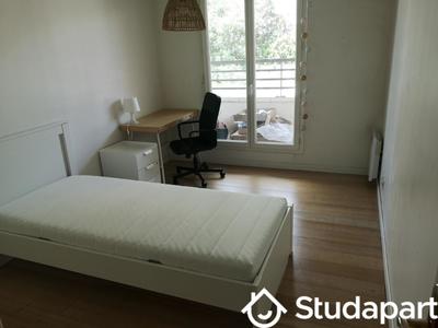 Chambre - 12 m² - 1 pièce