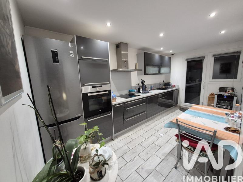 Appartement - 75 m² - 3 pièces