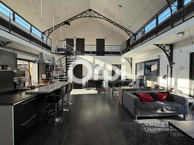 Maison - 215 m² - 6 pièces