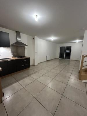 Maison - 86 m² - 4 pièces