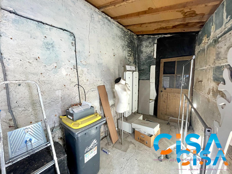 Immeuble - 78 m² - 5 pièces