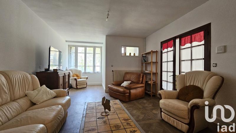 Maison de village - 216 m² - 12 pièces