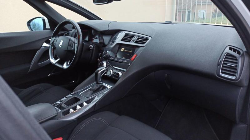 Ds Ds 5 2.0 BlueHDi 180 Eat6 Business