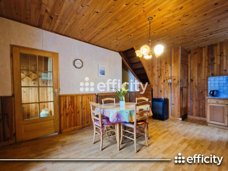 Maison - 186 m² - 8 pièces