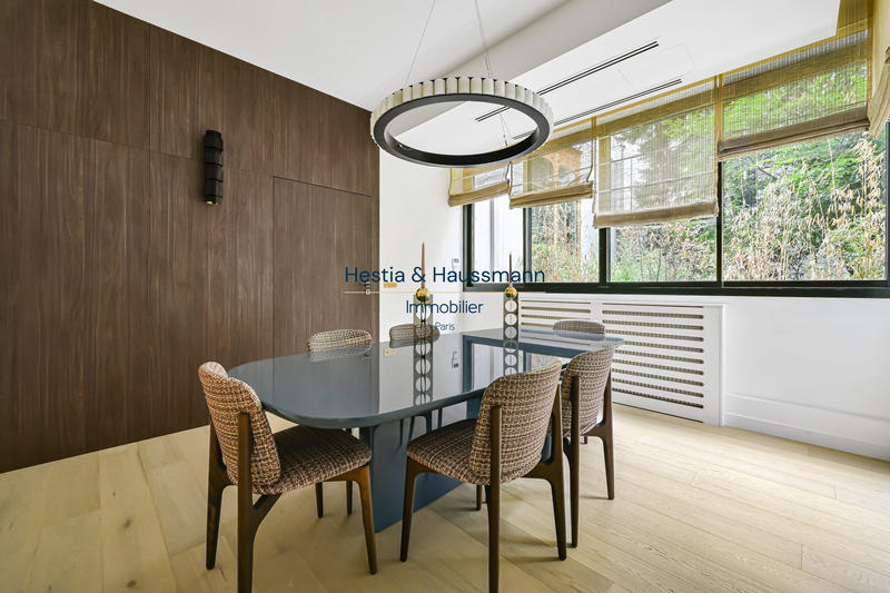 Appartement - 150 m² - 3 pièces