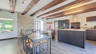 Maison - 110 m² - 4 pièces