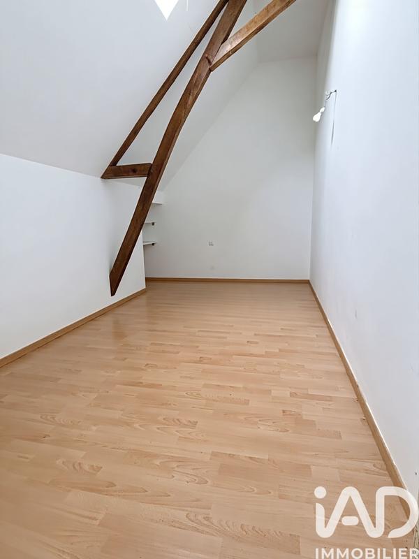 Maison - 172 m² - 9 pièces