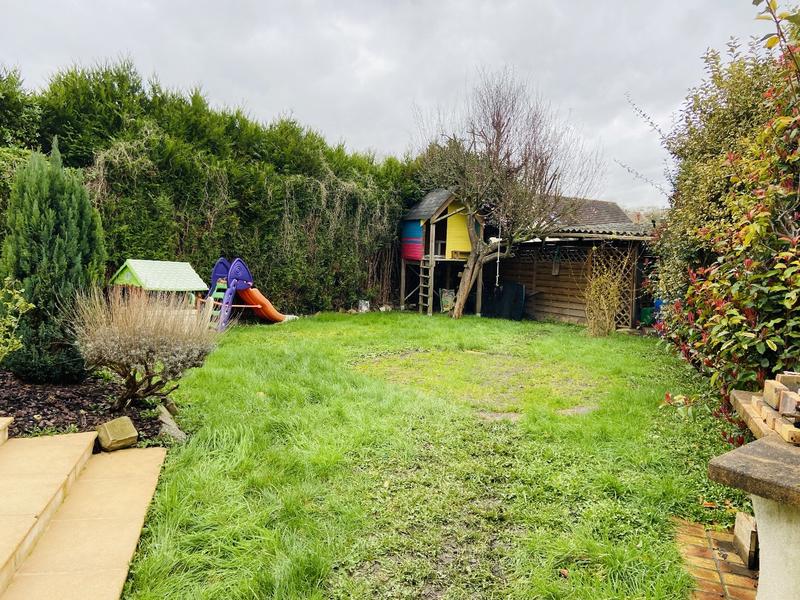 Maison - 106 m² - 6 pièces