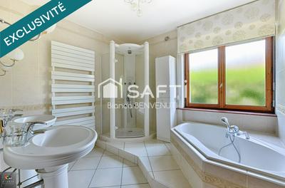 Appartement - 100 m² - 3 pièces