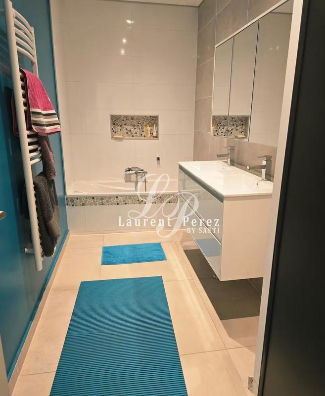 Maison - 175 m² - 6 pièces