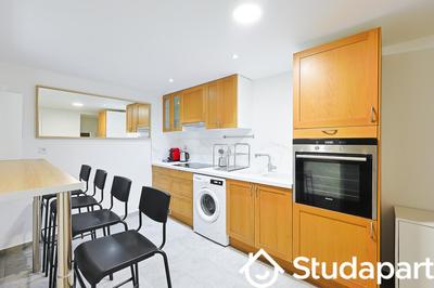 Chambre - 14 m² - 1 pièce