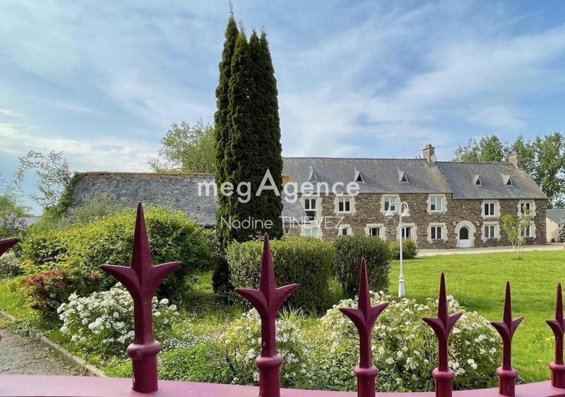 Maison de campagne - 300 m² - 9 pièces