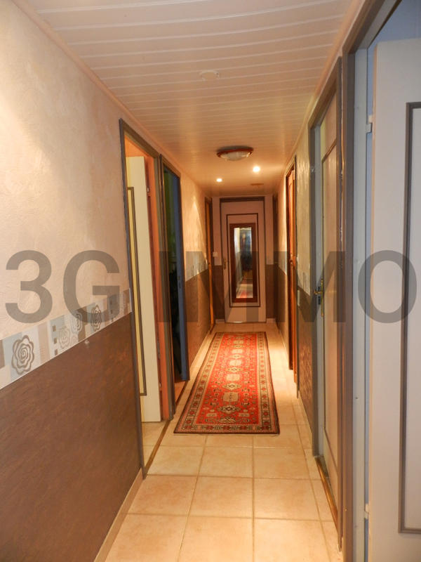 Maison - 141 m² - 7 pièces