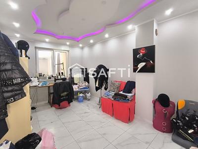 Maison - 178 m² - 9 pièces