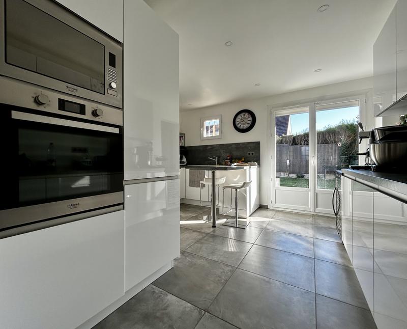 Maison - 115 m² - 6 pièces