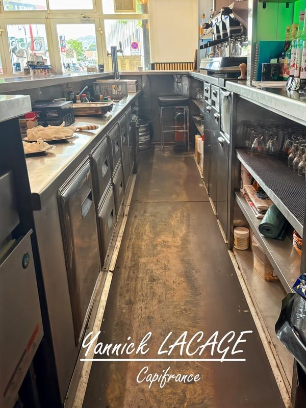 Immeuble - 138 m² - 8 pièces