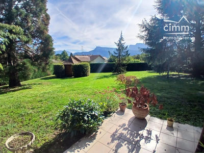 Villa - 170 m² - 6 pièces