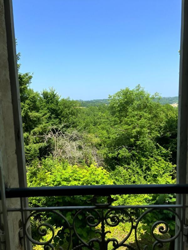 Propriété - 200 m² - 9 pièces