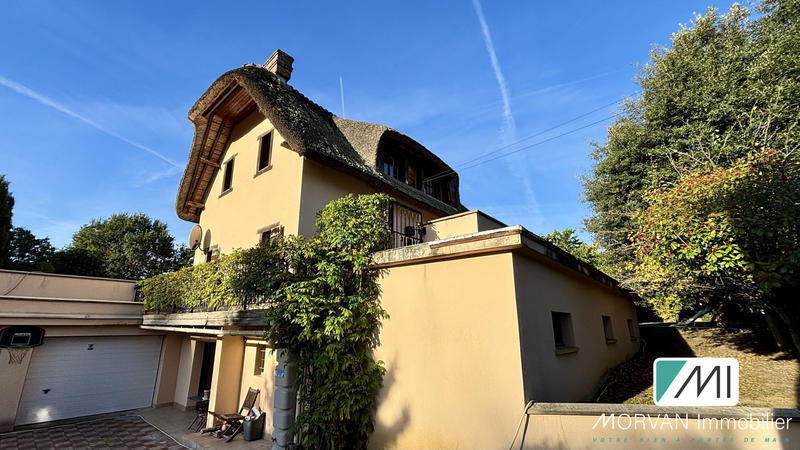 Maison - 223 m² - 7 pièces