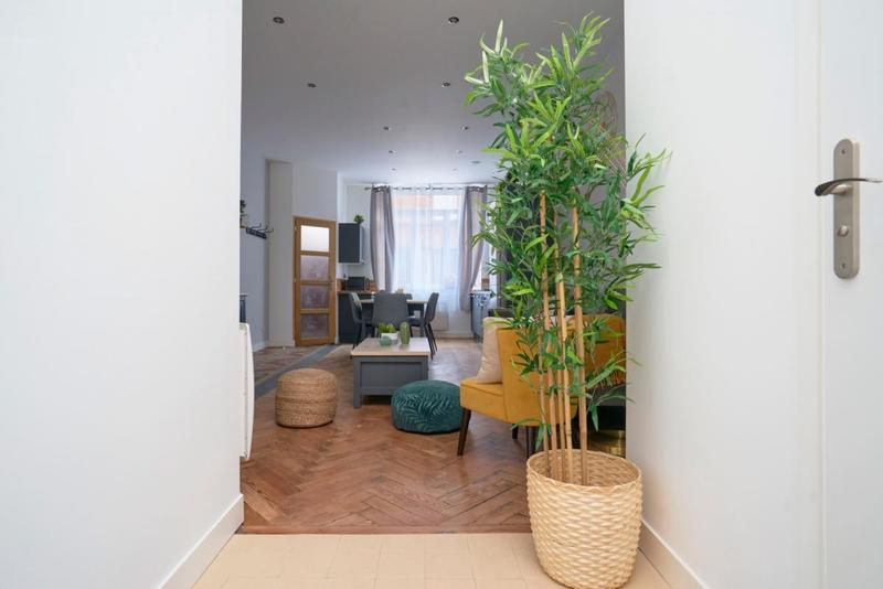 Maison - 95 m² - 6 pièces