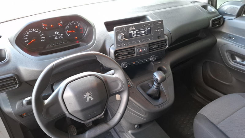 Peugeot Partner Puretech 110 Long 950kg Premium