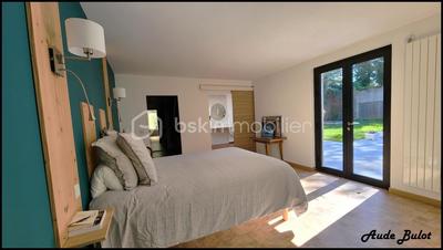 Corps de ferme - 285 m² - 7 pièces