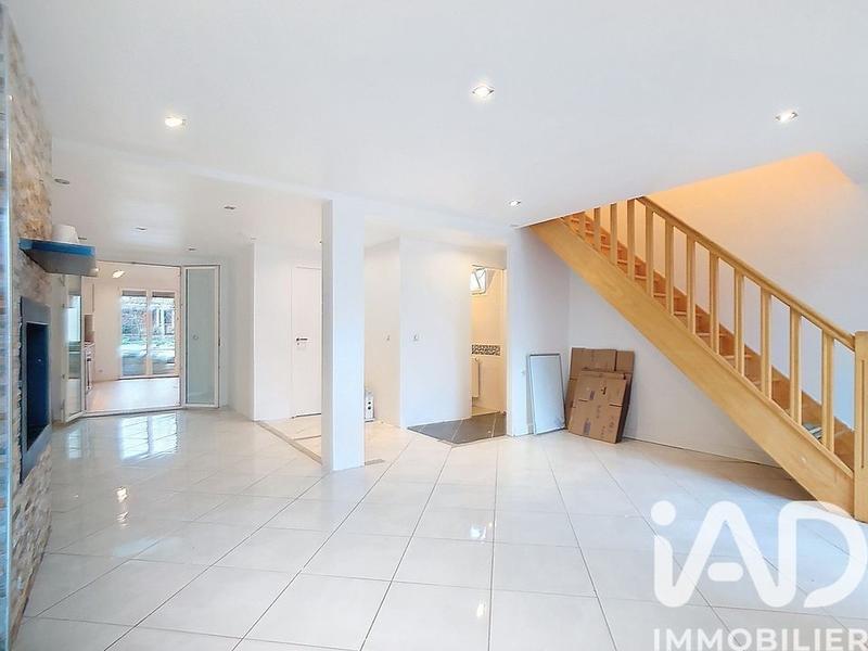 Maison - 107 m² - 5 pièces