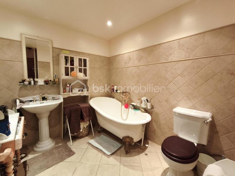 Maison ancienne - 152 m² - 7 pièces