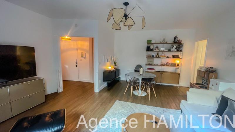 Appartement - 87 m² - 4 pièces
