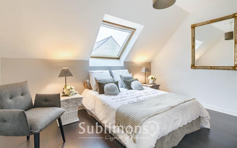 Maison traditionnelle - 163 m² - 8 pièces