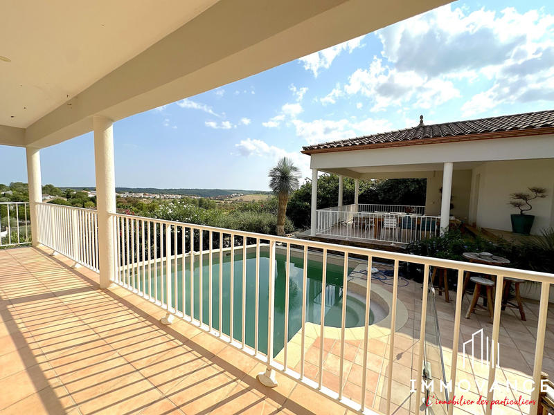 Villa - 180 m² - 6 pièces