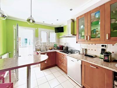 Château - 124 m² - 6 pièces