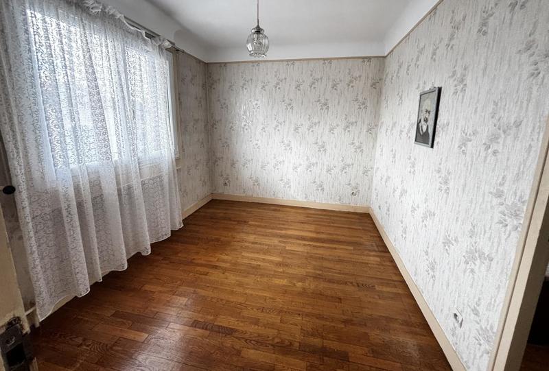 Maison - 94 m² - 4 pièces