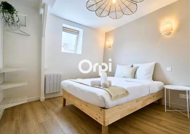 Immeuble - 220 m² - 6 pièces