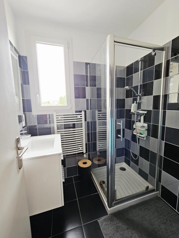 Maison - 251 m² - 10 pièces