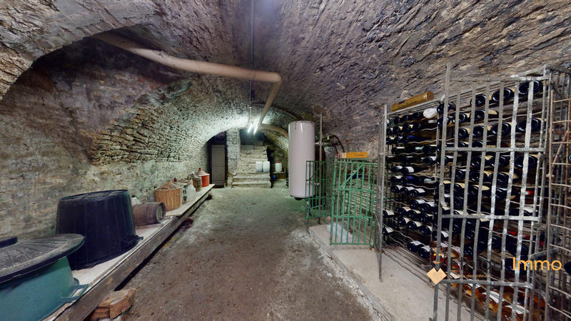 Maison - 287 m² - 8 pièces