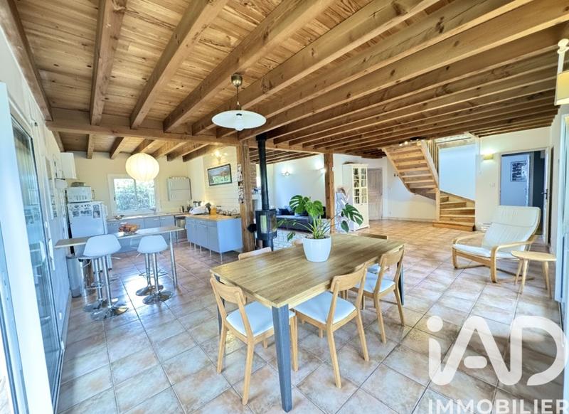 Maison - 150 m² - 6 pièces