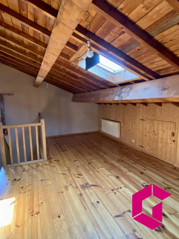 Maison ancienne - 216 m² - 6 pièces