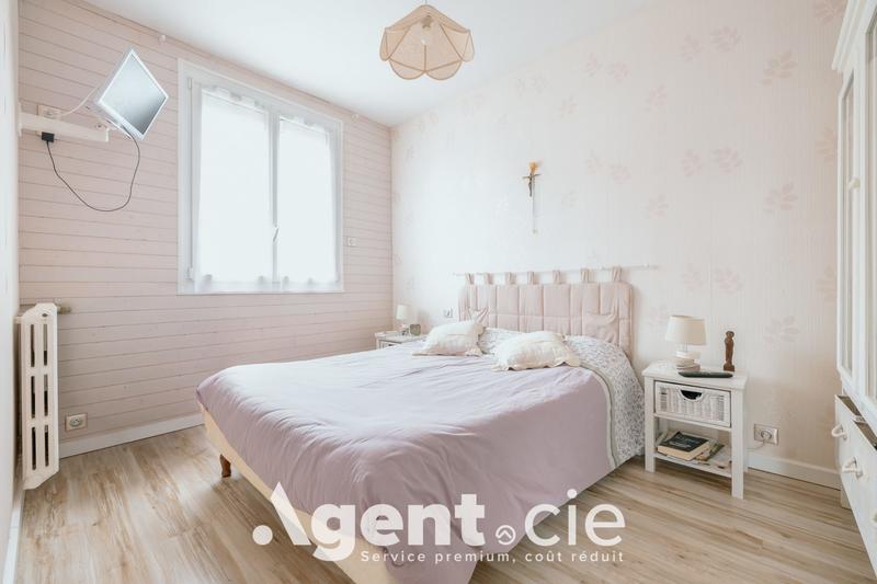 Maison - 184 m² - 7 pièces