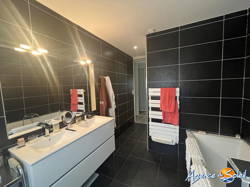 Maison - 160 m² - 5 pièces