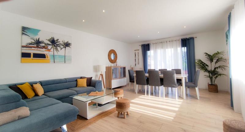 Maison - 197 m² - 7 pièces