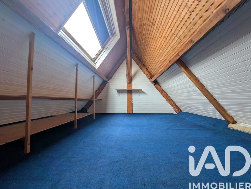 Maison - 270 m² - 8 pièces