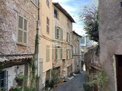 Maison de village - 212 m² - 9 pièces